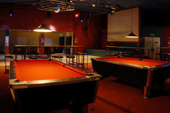 Equestrian Hotel Christchurch Bagian luar foto